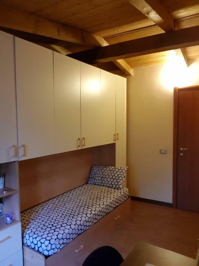 Andrea'S Apartments - Chiasserini Milano Eksteriør billede